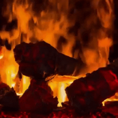A Guide to Realistic Electric Fireplaces | Fireplaces Direct Learning Center